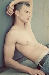 记12年的GAY龄,10年的出柜龄 - 51虹马 记12年的GAY龄,10年的出柜龄 - 51虹马