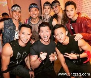 新加坡小受好可爱，傻傻的、萌萌哒、还有一副好身材！ - 51虹马