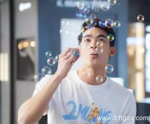 俩男友和四个泡友,七夕都想约我怎么办? - 51虹马 俩男友和四个泡友,七夕都想约我怎么办? - 51虹马