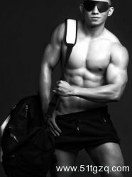 看点∣185极品天菜筋肉健男 一晚能撩出10万块的东北小伙 - 51虹马