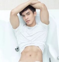 离开HIV男友后，我现在有房有车活的很好 - 51虹马