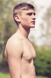 你是如何发现自己是Gay的?这些回答都好污 - 51虹马 你是如何发现自己是Gay的?这些回答都好污 - 51虹马