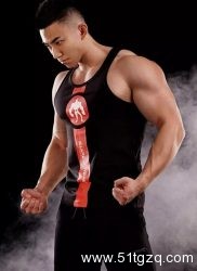 看点∣185极品天菜筋肉健男 一晚能撩出10万块的东北小伙 - 51虹马