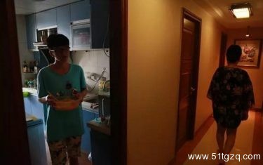 对话同性恋：出柜曾招致扫地出门 - 51虹马