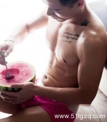 喜欢上客户的直男侄子，怎么办？ - 51虹马