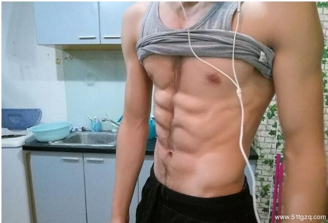 哭了！原来真的可以吃到直男？-51虹马