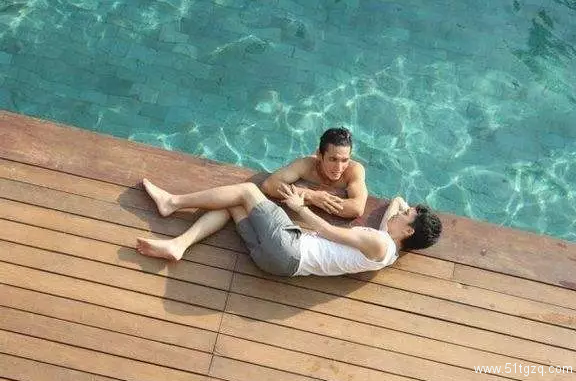 如何与大叔谈恋爱-51虹马