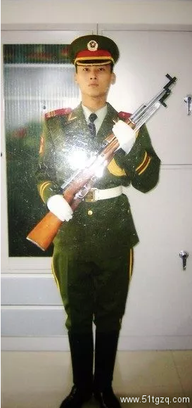 国内十大颜值大兵排行~第一名居然这么猛?-51虹马