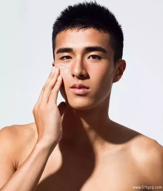 186.cm篮球队直男校草，20岁鲜肉天菜当男模，用肌肉俘获你！-51虹马