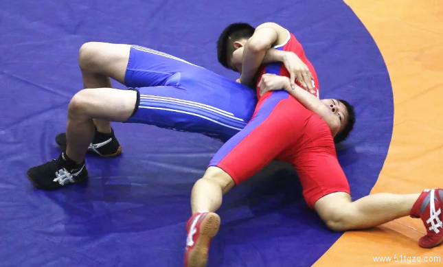 没忍住吃了直男下面。-51虹马