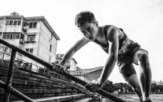 大学男寝 直男和Gay的羞耻往事-51虹马