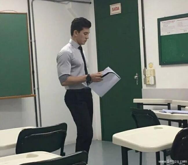 1和0如何同时达到高朝?-51虹马