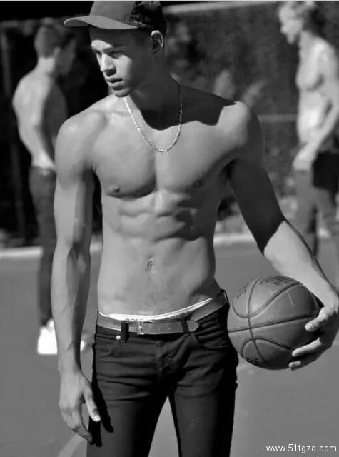 同性恋就是病 一定能治好的！-51虹马