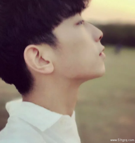 189的大长腿小哥哥，文艺小清新的国民男友超级萌！－－王旭东 - 51虹马