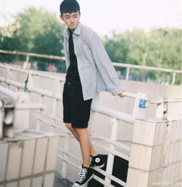 帅哥∣纯天然正宗萌帅小鲜肉，少年感爆棚的校园男神！－－郭宇鹏 - 51虹马