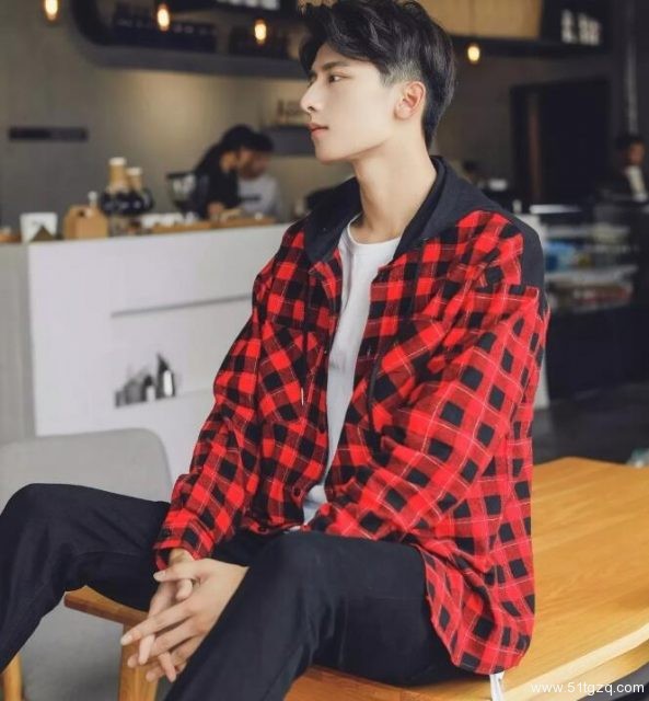 帅哥∣发现一枚干净清爽的小哥哥，让人总想多看两眼的男孩纸－－倪凯杰 - 51虹马