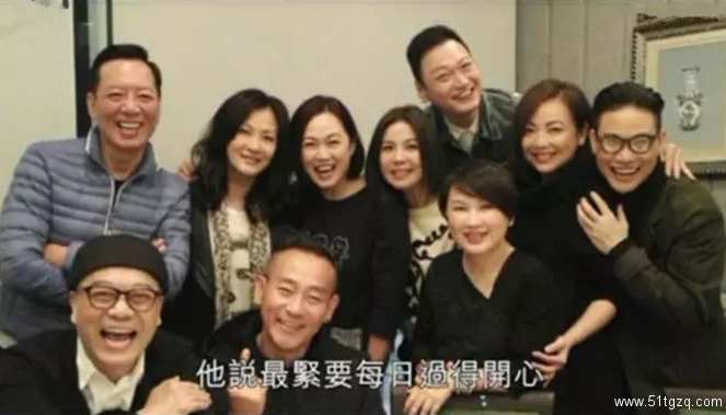 简直了！52岁香港【男星林保怡】与小鲜肉海边嬉戏竟硬了 - 51虹马