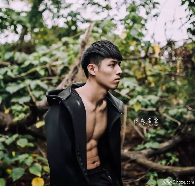 爆红国民校草体育系小鲜肉诱惑写真 - 51虹马