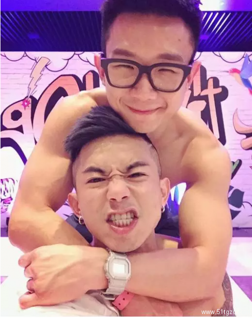 神似名媛一姐的鲜肉boy，竟然撩了这么多好肉老公 - 51虹马