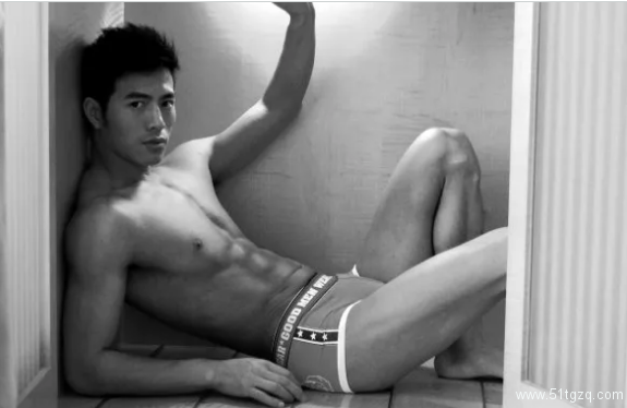 天使中的魔鬼！魔都名媛RobbyLee~ - 51虹马