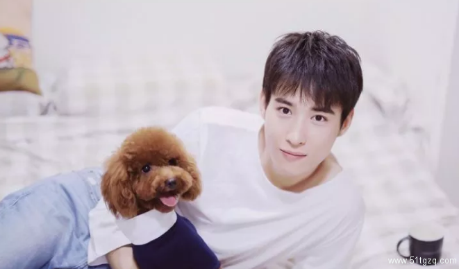 帅哥∣清爽利落比春风还和煦的小哥哥,也能荷尔蒙爆发秀出小腹肌!--吴昊泽 - 51虹马 帅哥∣清爽利落比春风还和煦的小哥哥,也能荷尔蒙爆发秀出小腹肌!--吴昊泽 - 51虹马