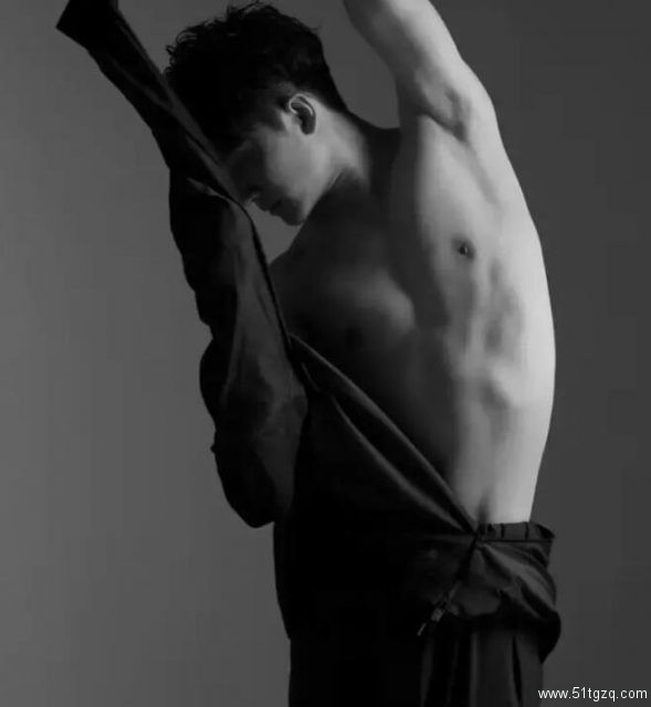 荷尔蒙最浓烈的黄轩竟演过同志片？成功被他腐蚀了! - 51虹马