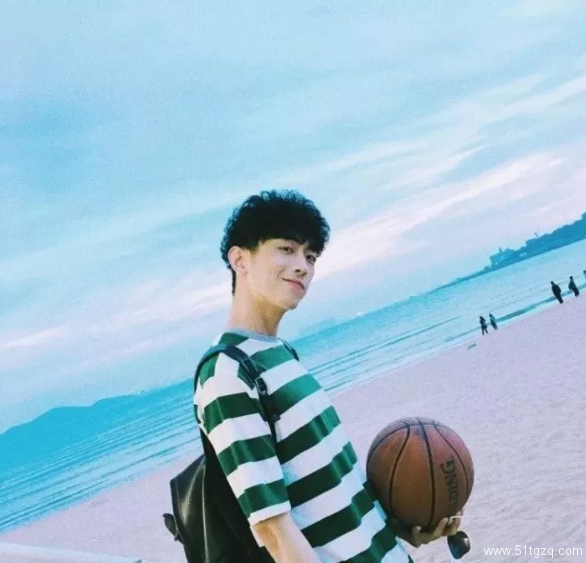 189的大长腿小哥哥，文艺小清新的国民男友超级萌！－－王旭东 - 51虹马