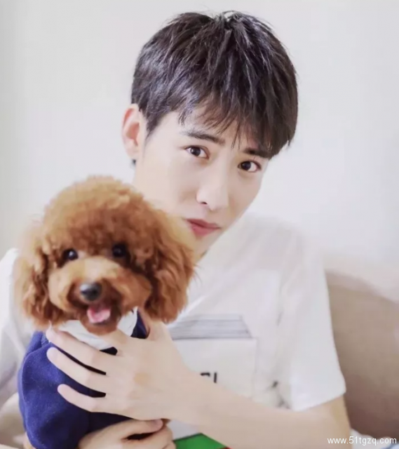 帅哥∣清爽利落比春风还和煦的小哥哥,也能荷尔蒙爆发秀出小腹肌!--吴昊泽 - 51虹马 帅哥∣清爽利落比春风还和煦的小哥哥,也能荷尔蒙爆发秀出小腹肌!--吴昊泽 - 51虹马