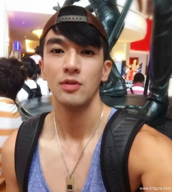 熟男酒保的正装Play，小编醉了！！ - 51虹马