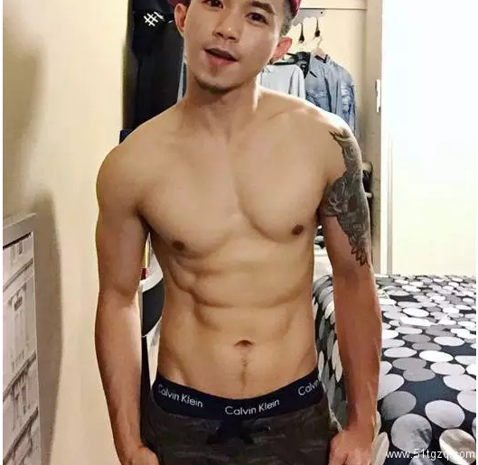 神似名媛一姐的鲜肉boy，竟然撩了这么多好肉老公 - 51虹马