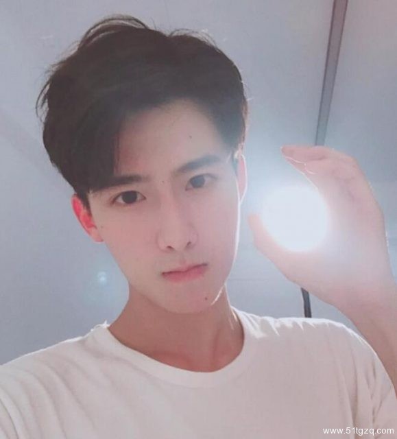 帅哥∣发现一枚干净清爽的小哥哥,让人总想多看两眼的男孩纸--倪凯杰 - 51虹马 帅哥∣发现一枚干净清爽的小哥哥,让人总想多看两眼的男孩纸--倪凯杰 - 51虹马