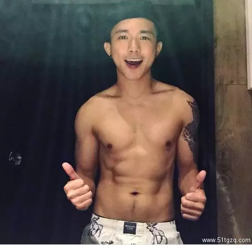 神似名媛一姐的鲜肉boy，竟然撩了这么多好肉老公 - 51虹马