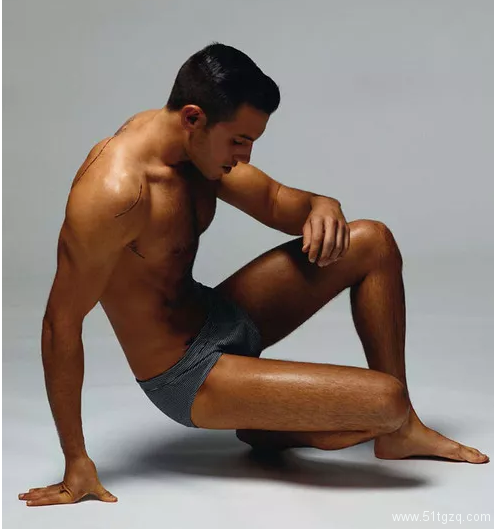 法国名模Johan Akan捷豹如柱！扒到了他的那些私照！ - 51虹马