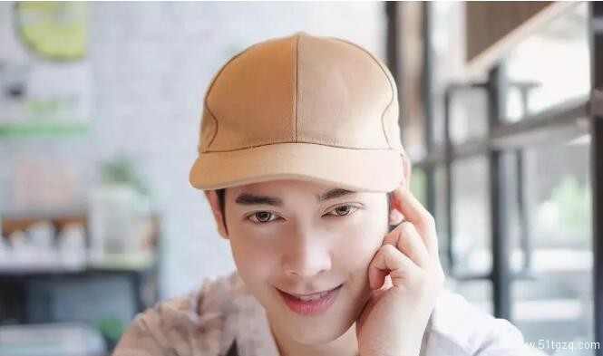 看点∣自带美颜效果的白嫩帅气小鲜肉,除了颜值还有可口的身材! - 51虹马 看点∣自带美颜效果的白嫩帅气小鲜肉,除了颜值还有可口的身材! - 51虹马