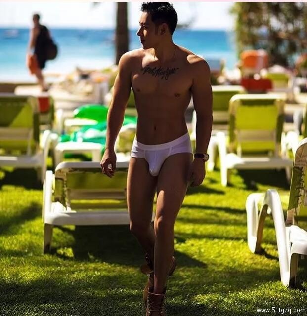 gay全裸游世界 - 51虹马