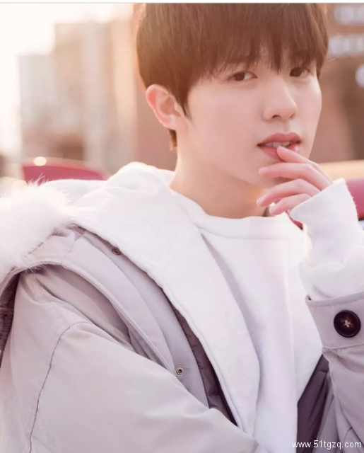 帅哥∣颜值高有才华，人暖声音苏，还有记忆中的初恋脸！－－李晨 - 51虹马