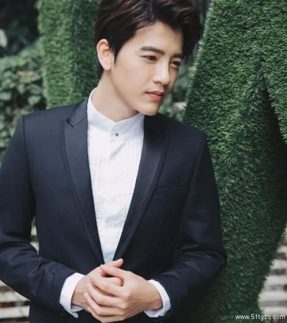 帅哥∣霸屏新宠阳光少年撞脸林志颖相似度99%！？李宗霖 - 51虹马