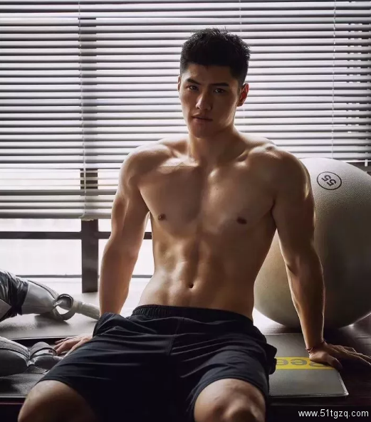 没让他进，他连2块钱也和我算！ - 51虹马