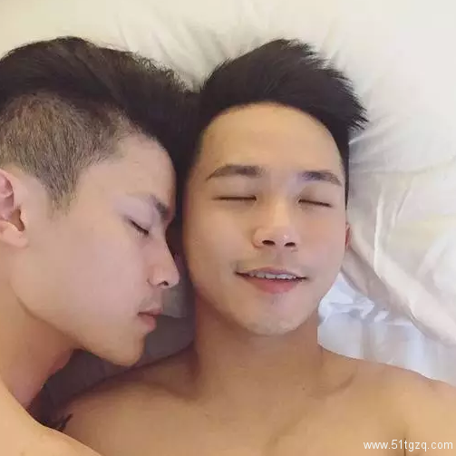 神似名媛一姐的鲜肉boy，竟然撩了这么多好肉老公 - 51虹马