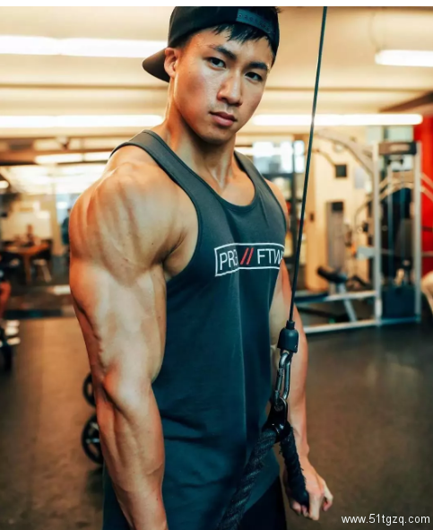 中日混血理工男！多看一眼就流鼻血额！ - 51虹马