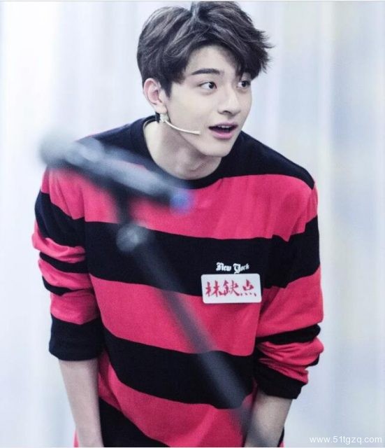 帅哥∣北体187长腿美少年来袭，鲜嫩颜值看到你想哭 - 51虹马