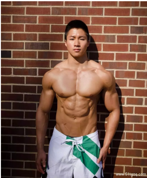 中日混血理工男！多看一眼就流鼻血额！ - 51虹马