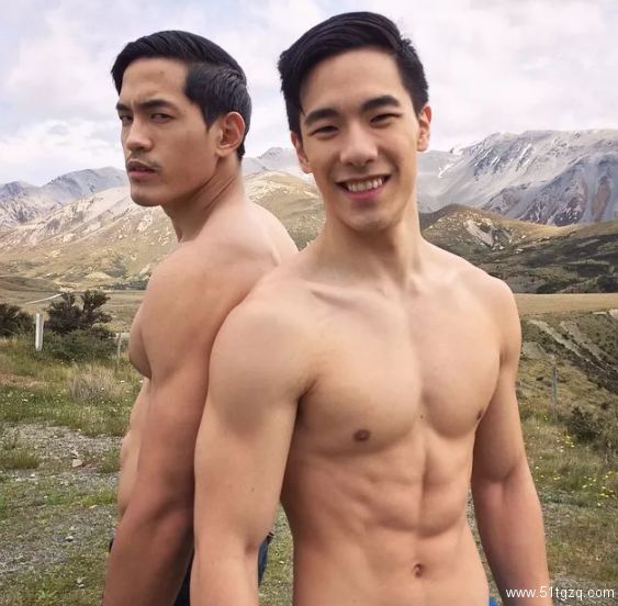 48cm巨丁男政府认证为残疾？蔡健雅演唱会上演男男求婚！ - 51虹马