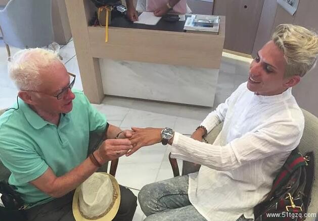 大爷爱上小鲜肉，差距60岁的爱情终归不是童话... - 51虹马