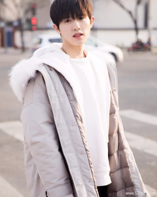 帅哥∣颜值高有才华，人暖声音苏，还有记忆中的初恋脸！－－李晨 - 51虹马