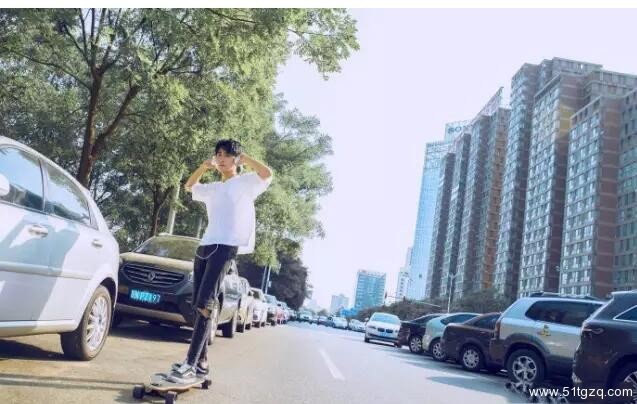 90后GAY最新的十大堕落表现，你占几条？ - 51虹马