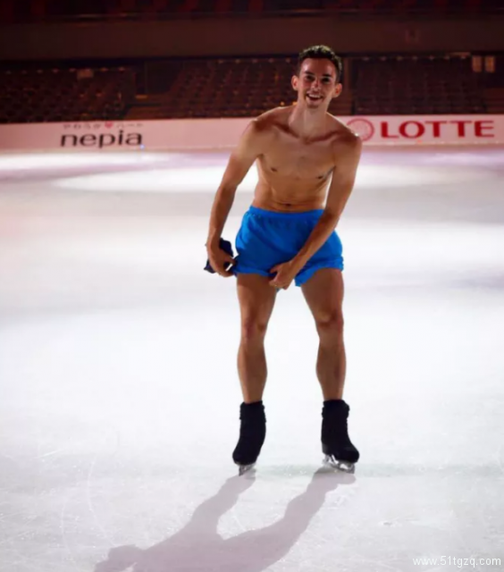 G男优爆料曾被男搭档性侵？舔屏超帅的花滑gay运动员！ - 51虹马