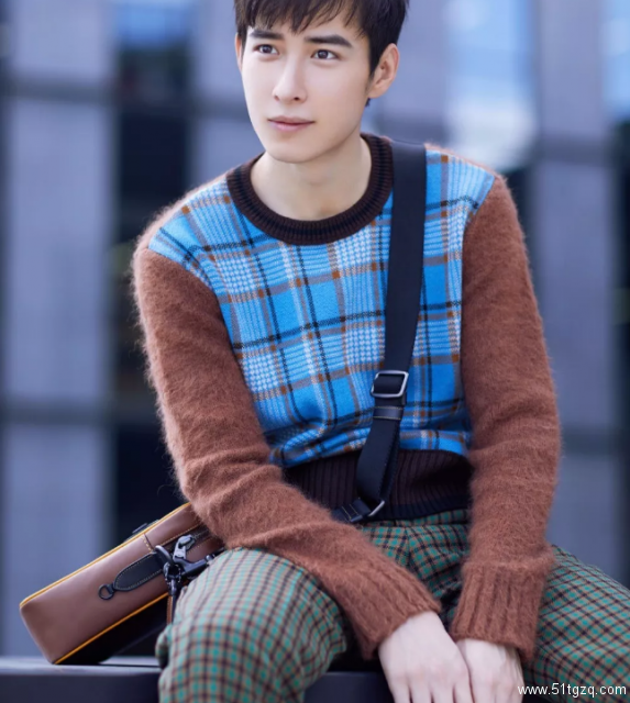 帅哥∣清爽利落比春风还和煦的小哥哥,也能荷尔蒙爆发秀出小腹肌!--吴昊泽 - 51虹马 帅哥∣清爽利落比春风还和煦的小哥哥,也能荷尔蒙爆发秀出小腹肌!--吴昊泽 - 51虹马