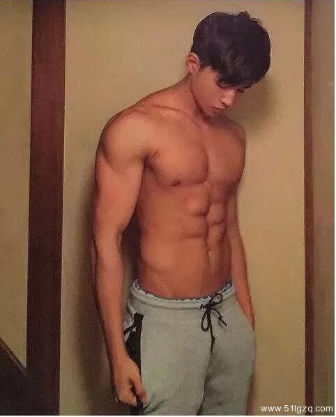 19岁拥有这样的大物...没想到… - 51虹马