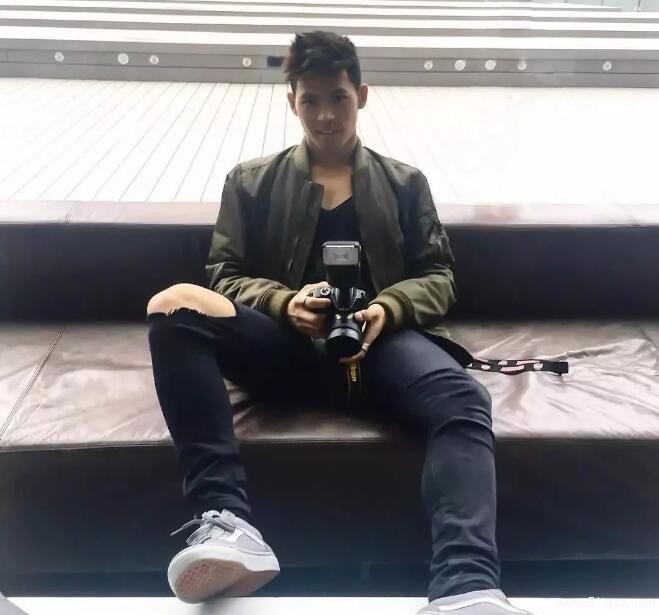 肌肉男都是作弊器，95后小鲜肉胸腹肌健壮又完美，这样的男人才是人生赢家！ - 51虹马